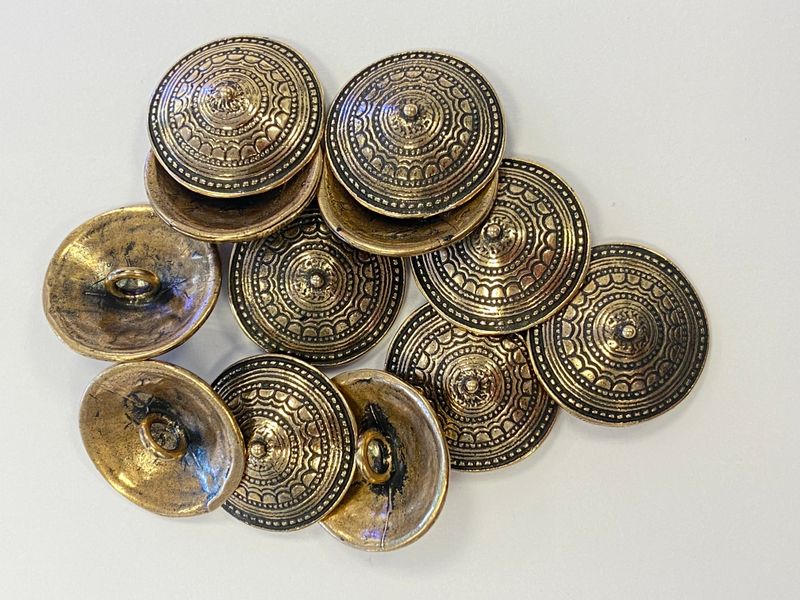 Totennåla Knapp bronse