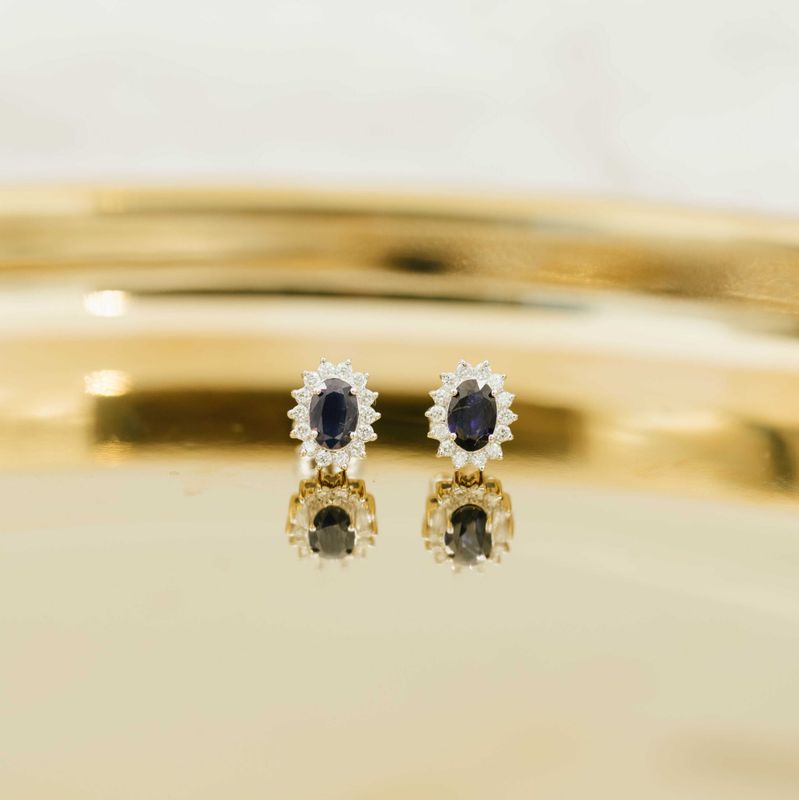 EC Hvitt gull ørepynt med safir og diamant 0,08 CT