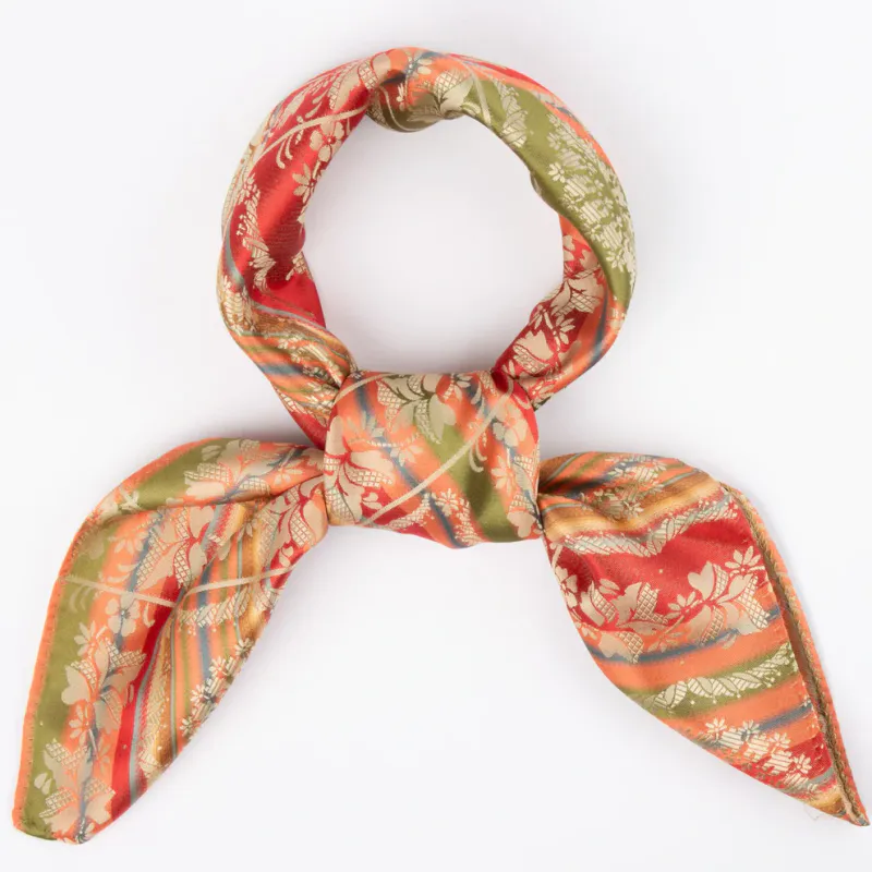 Victoria Silkeskjerf 059