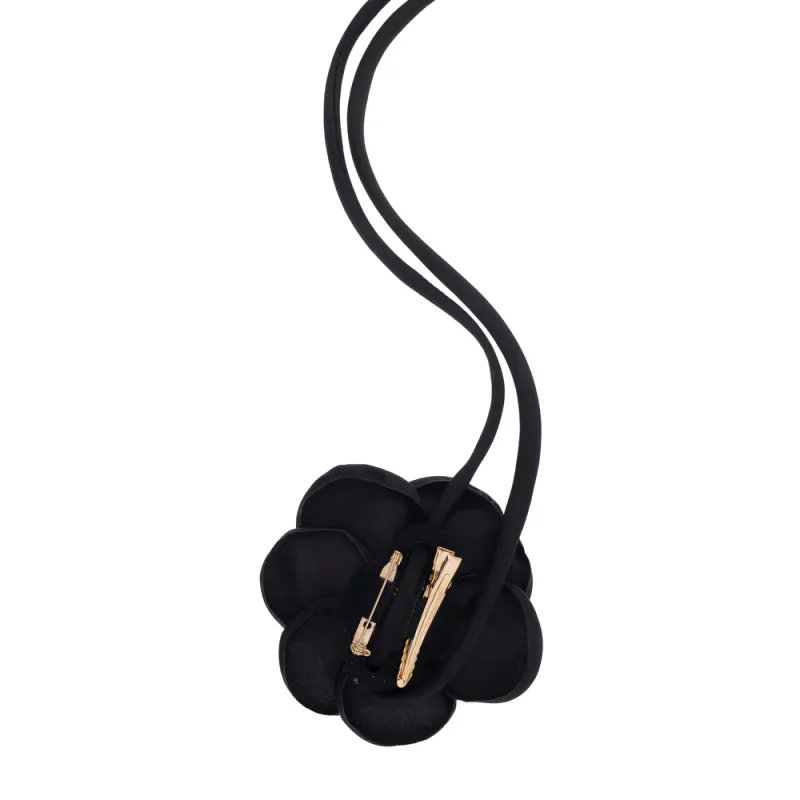 Dark satin brosje beige rose